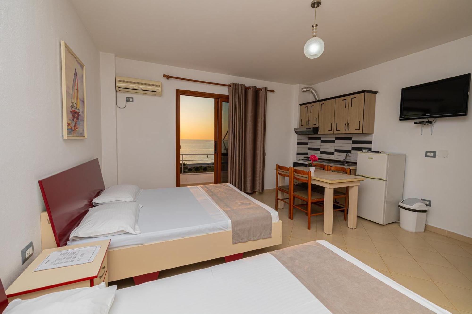 Hotel Idi Vlorë Buitenkant foto