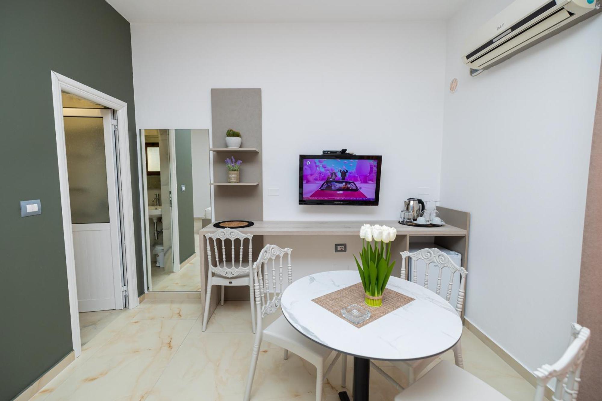 Hotel Idi Vlorë Buitenkant foto