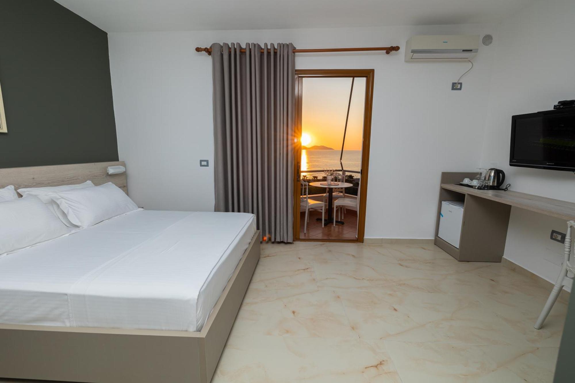 Hotel Idi Vlorë Buitenkant foto